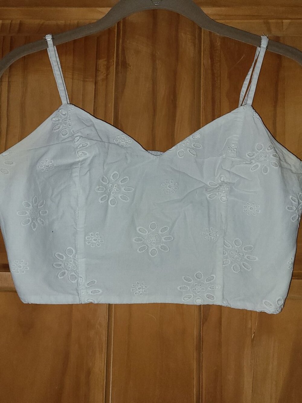 Universal Thread White Eyelet Tank Top - Picture 2 of 4